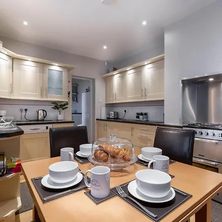 Semesterbostad Number 12 Yorkshire House